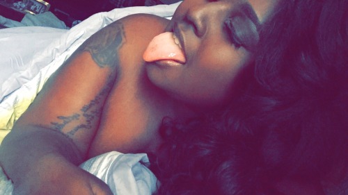 blackcooliequeenreign:marcus-alexis:dre-cocaina-tetas:blackcooliequeenreign:I’m in a really good moo