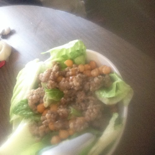 <p>Chickpea, sausage, romaine salad</p>