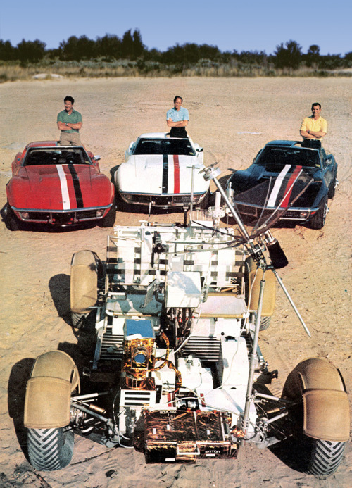 humanoidhistory:Apollo 15 astronauts Jim Irwin, Al Worden, and Dave Scott pose in their Corvettes wi