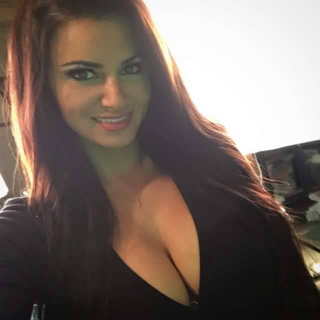 420powell:  April Rose