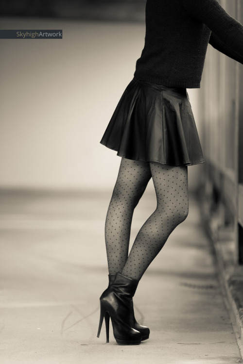 deewiper-pantyhose.tumblr.com Find more than 84.000+ Posts/Reblogsand be with my 20.000+