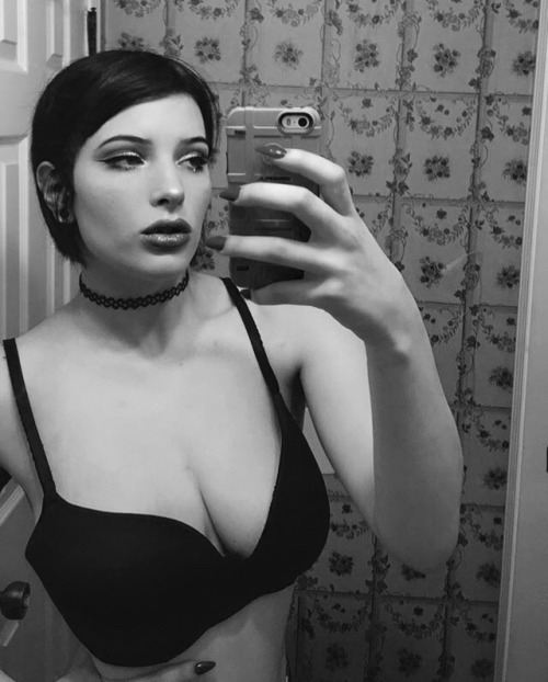 lilxanniebabie: Current mood.