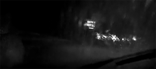 fuckyeahcultandindiefilms:Psycho (dir. Alfred Hitchcock, 1960)