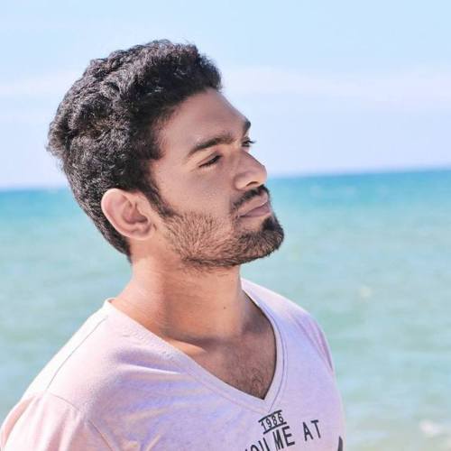 Sri Lankan Men
