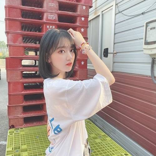 #宮脇咲良 #sakura_miyawaki #izonehttps://www.instagram.com/p/CAoWWkSnrkn/?igshid=4hxh0bl90ix8