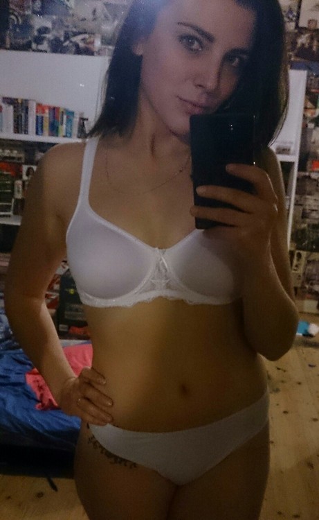 brandoselfshotsme:  