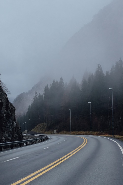 r2–d2:  On the Road | by (Atle Rønningen) 