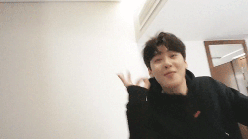 -Eunwoo 