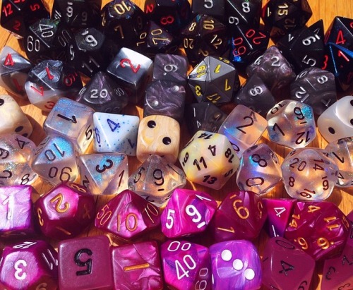 battlecrazed-axe-mage: Pride dice week: Compilation