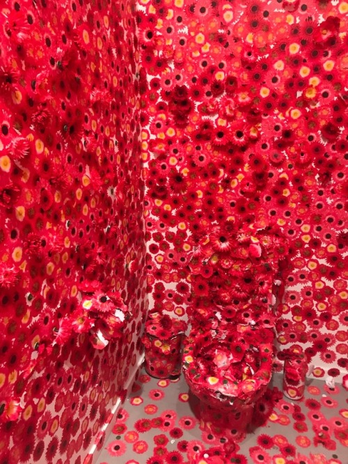 ohbutwebestmakepeacewithit:progress of yayoi kusama’s exhibit ‘flower obsession’ shown at the NGV me