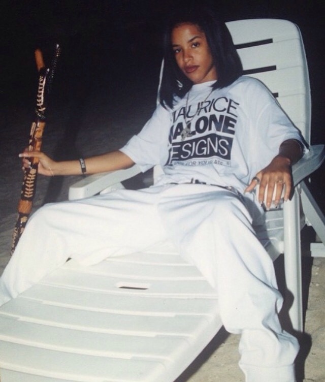 aaliyahdanahaughtonn:  Aaliyah in Montego Bay, Jamaica