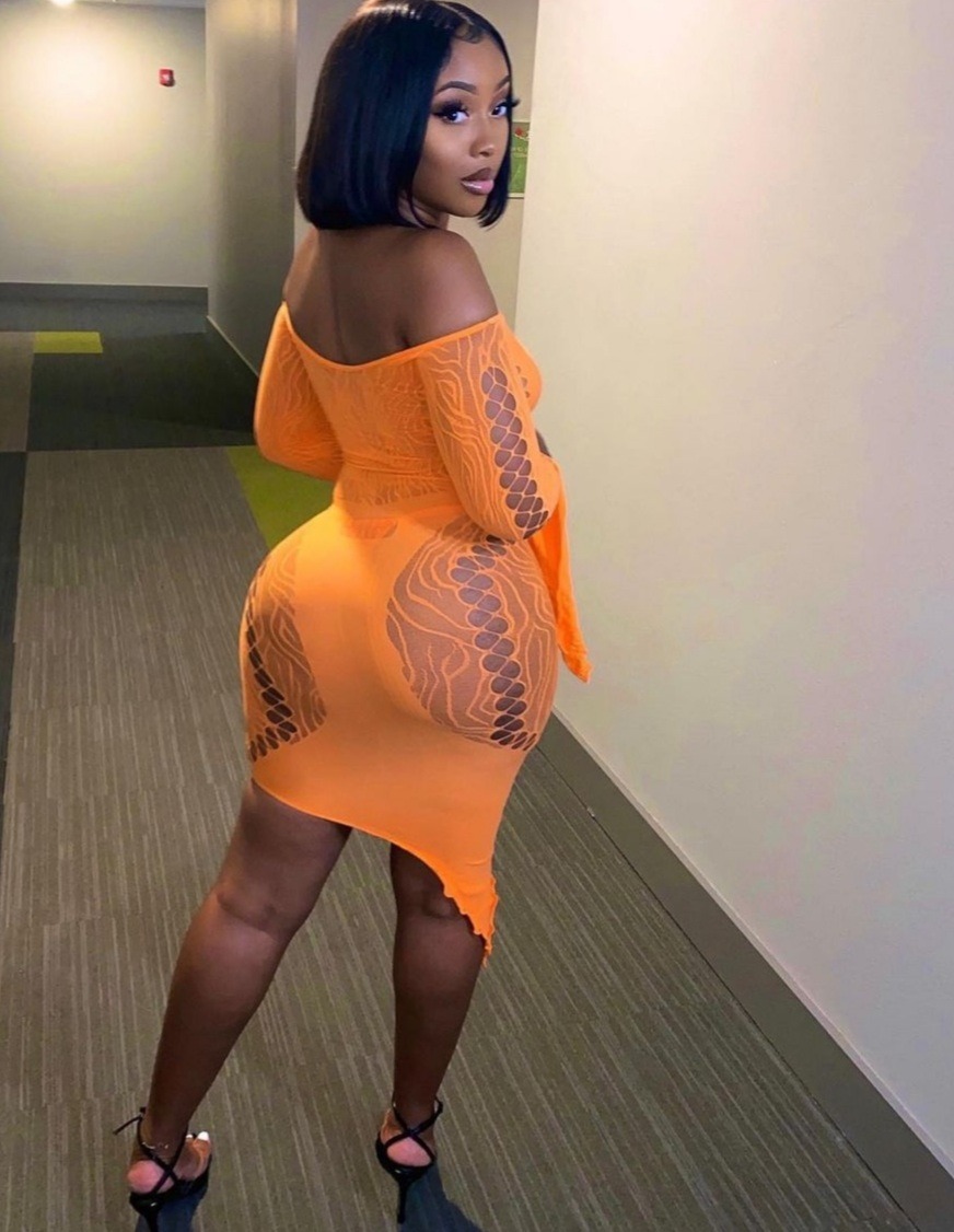 princejazziedad:DeliciouslySexy Scrumptious Luscious BootiDelicious Ma.. Ms WhoIsNneka……………💜🤍💚
