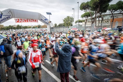 Partenza! Mezza maratona Livorno #volgolivorno #andreadani #sport #ironman #mezzamaratona #halfmarat