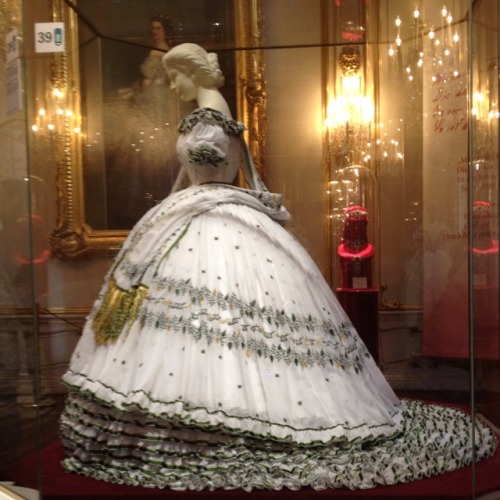A replica of Empress Elisabeth of Austria&rsquo;s wedding-eve dress, 1854