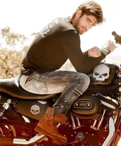 Um&hellip;i suddenly have things to do and can only do them with the help of this man and that bike. No seriously!