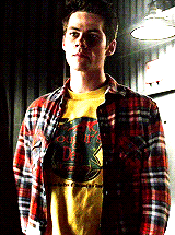 teen-wolf-archive:  Favorite outfits - Stiles
