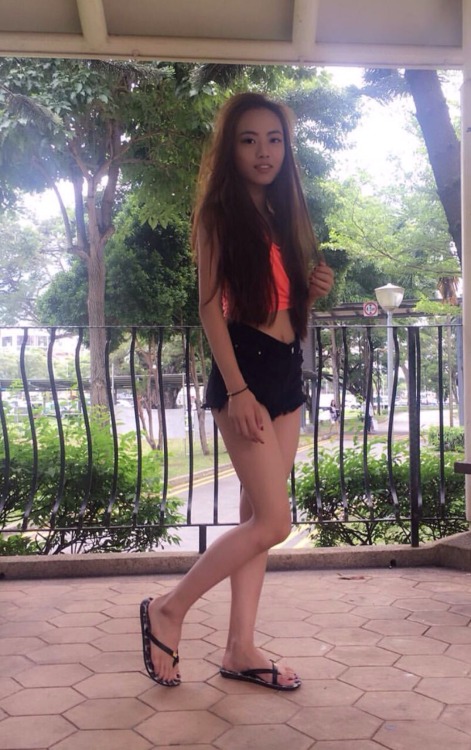 hornyboycum94: rosesinsg:Follow us @rosesinsg! Email us @ sgroses@hotmail.com ! Look at that thongs