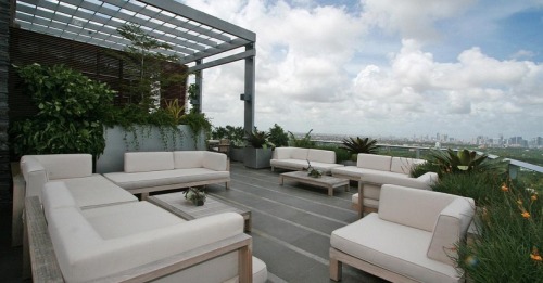 MIAMI PENTHOUSE$17 Million 