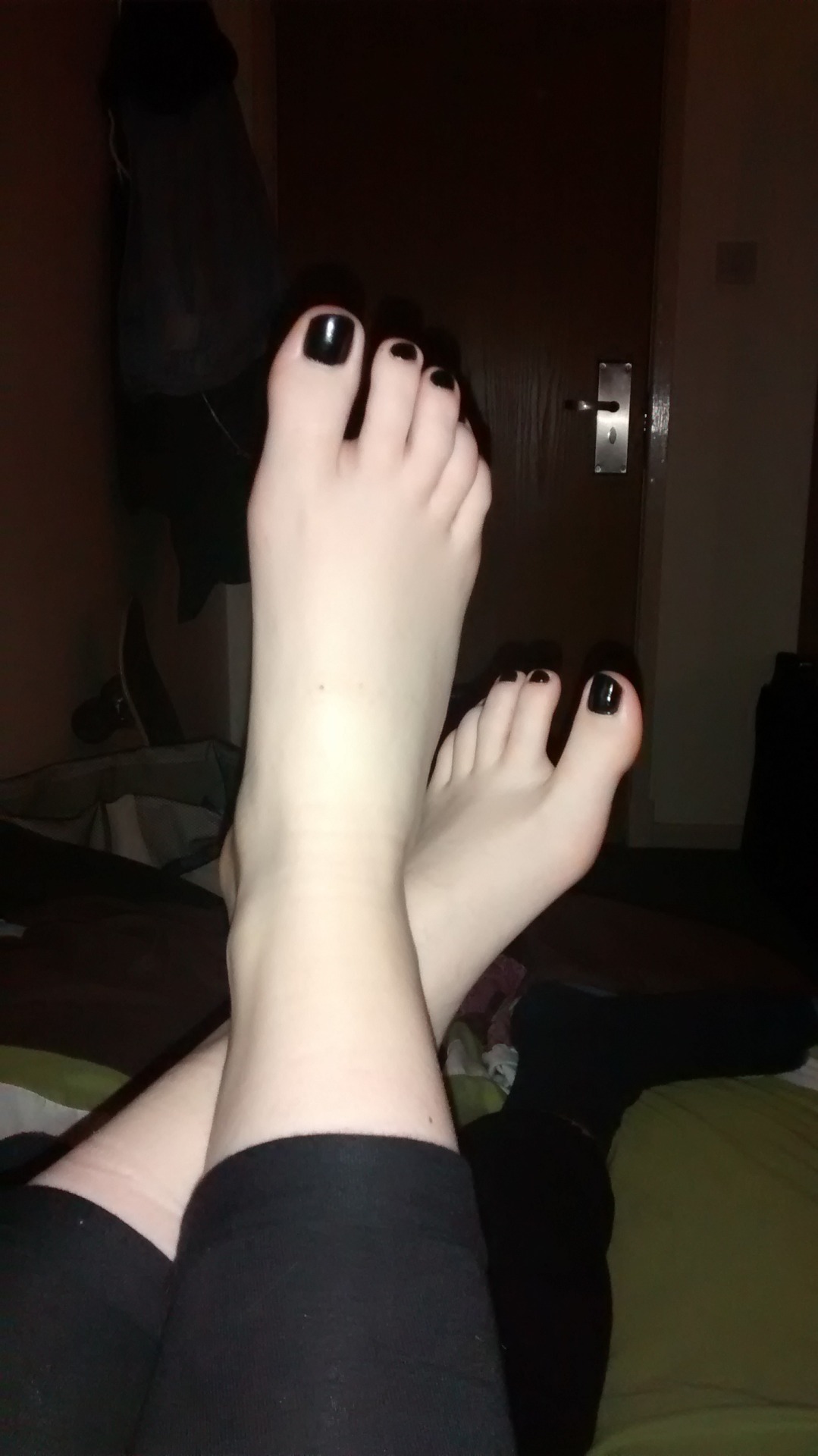 Ash's Feet