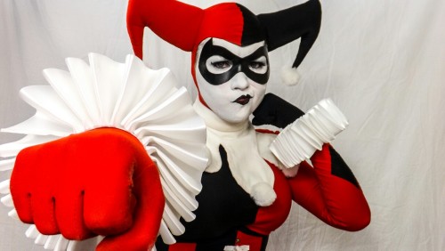 captainimperio:  Some of the photos I took off my sister as Harley Quinn for our photography project!   Go check out her Instagram @danielle_pierson and follow her she a great Harley Quinn 