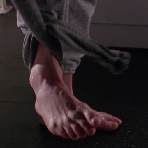 hannibalcharlton:  darnellj2000:   sexypiesgays:  Chris O'Donnel y sus fabulosos