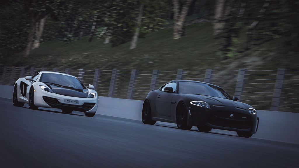 aguysmind:  Showdown by Momo P-Zero | Source | AGM 
