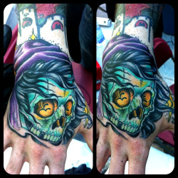 thievinggenius:  Tattoo done by Travis Driscoll.