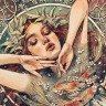 rosenxire:Querida mente, por favor deja de pensar en él y en todos los momentos que tuvimos a su lado. Debes de entender que el ya no forma parte de nuestras vidas, y que es hora de dejarlo ir para siempre. — Rose.