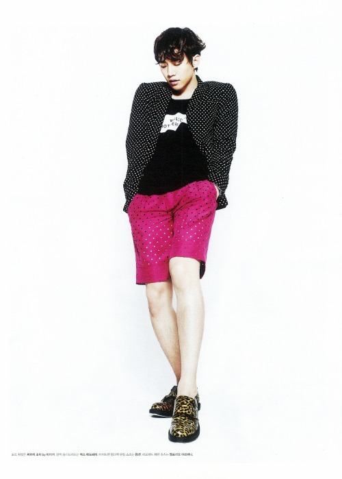 asianstarsru:   Junho (2PM) Для High Cut Vol. 105 