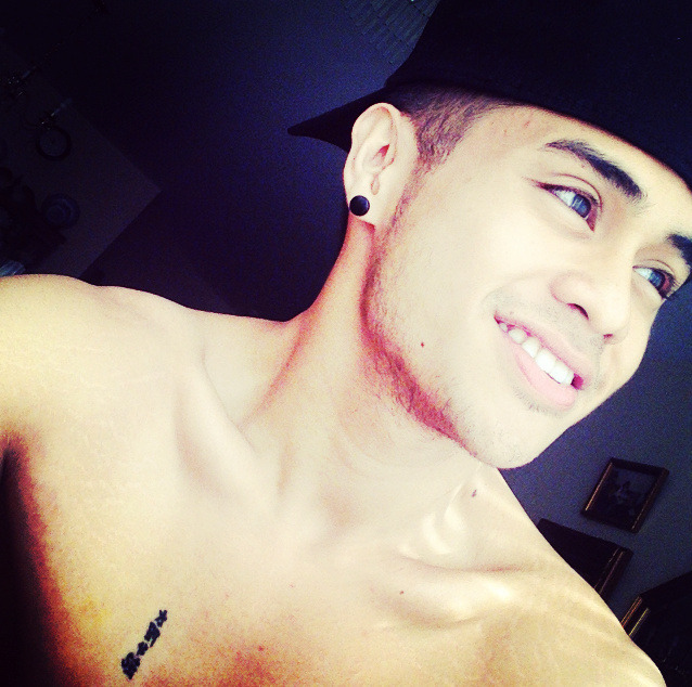 thecutestboysever:  IG : whattheeph :)