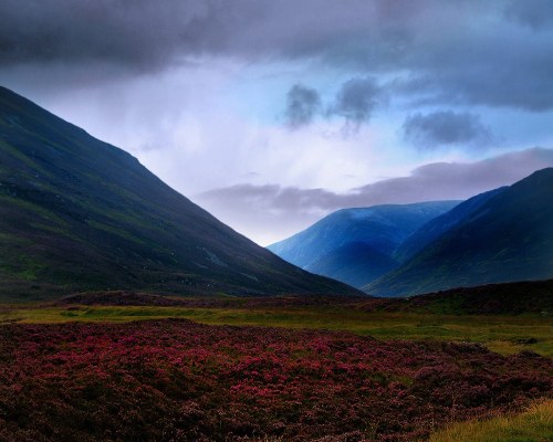 inebriatedpony:  There’s been a lot of Scottish scenery porn on my dash as of late. Not complaining in the least tbh.   Need to reblog this so I can save some of these for refs but I’m not on my computer at the moment and don’t want to go