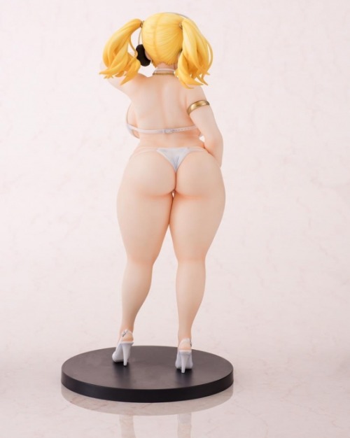 eikasianspire:  vonmurr:  Super Pochaco  Where can I buy this, I want one 