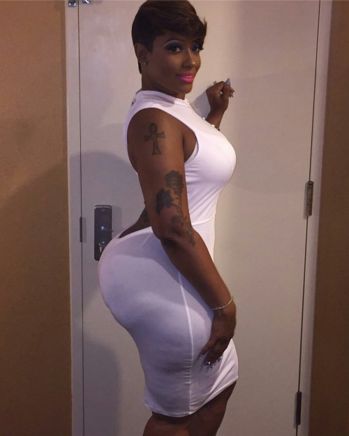 Porn thebootyreport:  🔥🔥 @darealcherokeedass💜🔥🔥💜💜 photos