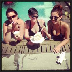 #Tgif Ice Cream And Funfetti Cake By The Hot Tub (At Ace Hotel Rooftop Lounge)