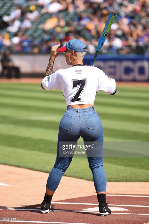 arabhusband:  Amber Rose at bat during JaVale McGees JUGLIFE charity softball game on June 24, 2017, at Oakland-Alameda County Coliseum in Oakland, CA. (Photo by Brian Rothmuller/Icon Sportswire via Getty Images)  