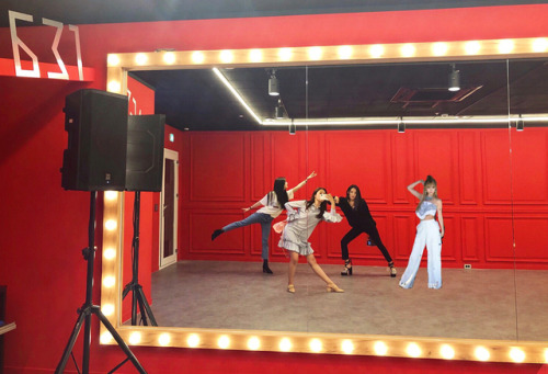 qtfreet | ㅋㅋㅋㅋㅋㅋㅋ 같이 왔어요#stage631 대박나세요!!