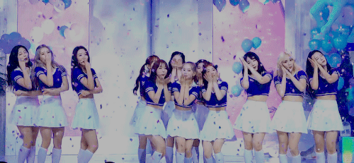 allminetherainbow: Hi High: Start &amp; ending pose.