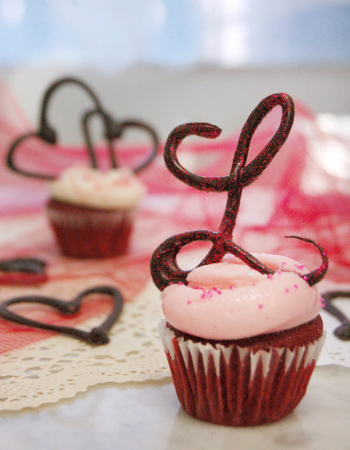 Magnolia Bakery — DIY: How to Create Chocolate Letter Cupcake