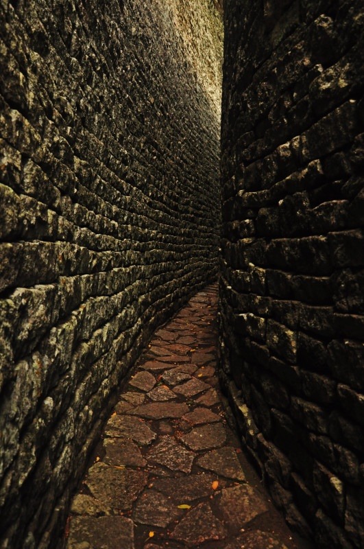 Amazing narrow stone path, definitely not for the claustrophobic