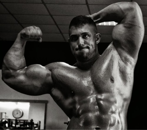 myfavoritemusclemen:  Kevin Wolter
