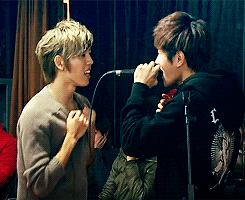 dongwhos-deactivated20150309:  Dongwoo…? 