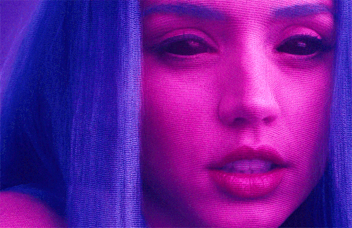 filmgifs:Pain reminds you the joy you felt was real.Blade Runner 2049 (2017) dir. Denis Villeneuve