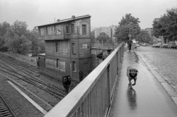 chrisjohndewitt:Berlin 1986. Bridge over