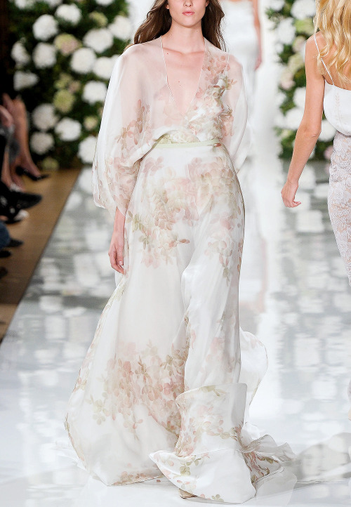 Favourite Designs: Valentin Yudashkin Spring 2015 Ready-to-Wear Collection