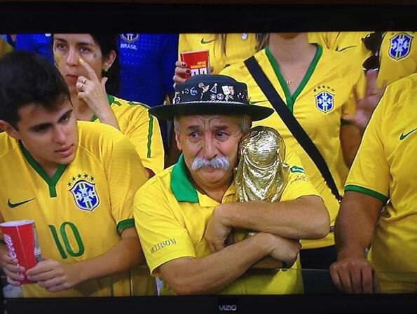 kisaragishintaro:  OFFICIAL PETITION TO GIVE THE ACTUAL WORLD CUP TROPHY TO THIS