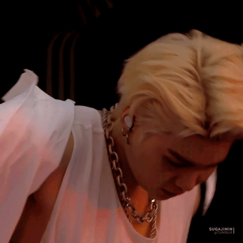 HE IS SO HOT FOR THIS (cr. @/joonie)