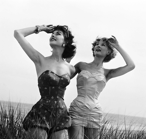   Nancy Berg and model wearing Rose Marie Reid “Hourglass Maillots”, photo by Nina Leen,1952 (via) 