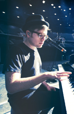 buckybarmnes-moved-deactivated2:  Favourite pictures of Patrick Stump: 4/? 