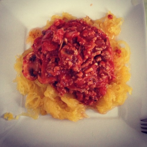 Homemade turkey tomato sauce on spaghetti squash for dinner…yummmmm