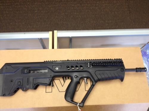 drivethegun:  The new IWI Tavor SAR-B16 